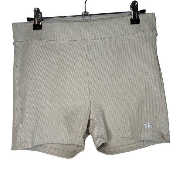 Alo Yoga Goddess Ribbed High Waist Short - Picture 2 of 4